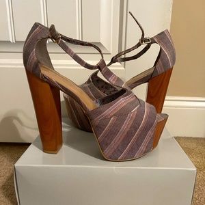 Dany Wood Platform Sandal